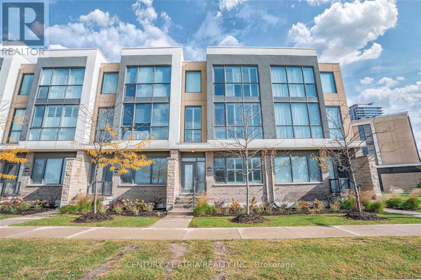 6 - 110 Little Creek Road, Mississauga, Ontario  L5R 0E9 - Photo 1 - W12675900