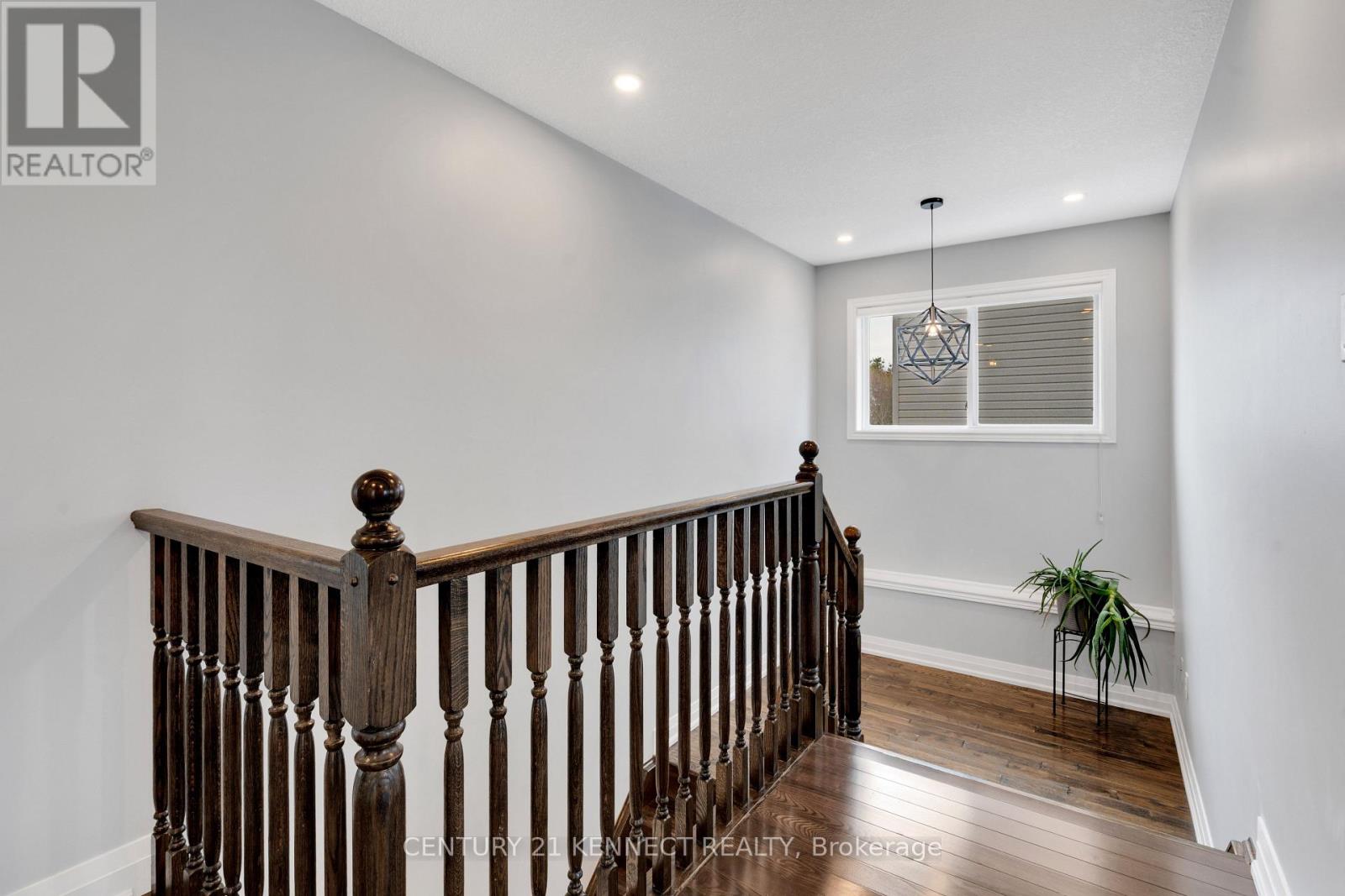 200 Courtney Crescent, Orangeville, Ontario  L9W 4S4 - Photo 12 - W12675914