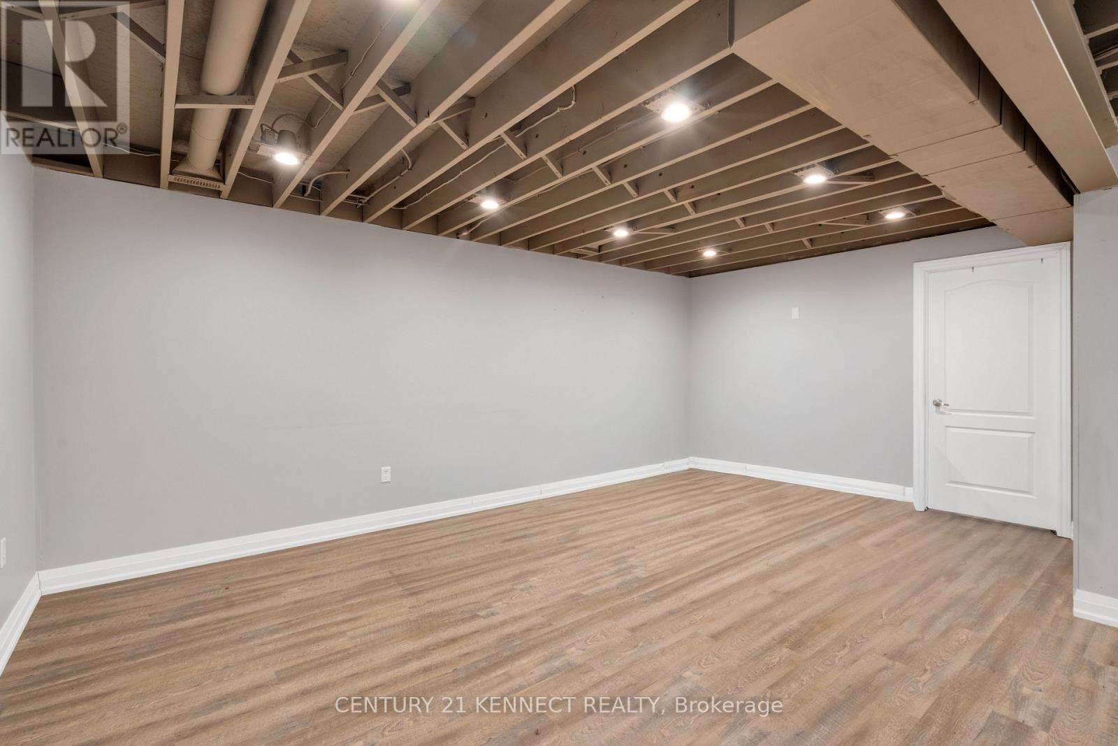 200 Courtney Crescent, Orangeville, Ontario  L9W 4S4 - Photo 23 - W12675914