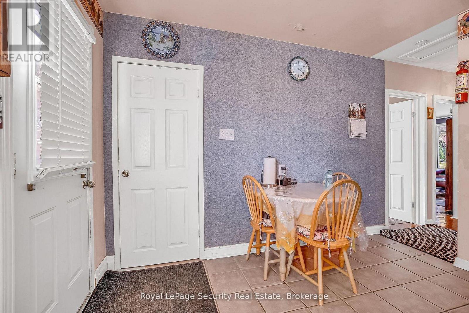 39 Boniface Avenue, Toronto, Ontario  M9W 1T5 - Photo 14 - W12675932