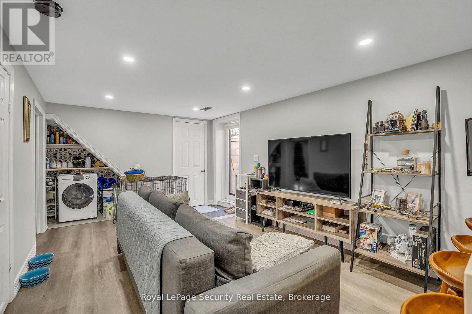 39 Boniface Avenue, Toronto, Ontario  M9W 1T5 - Photo 28 - W12675932