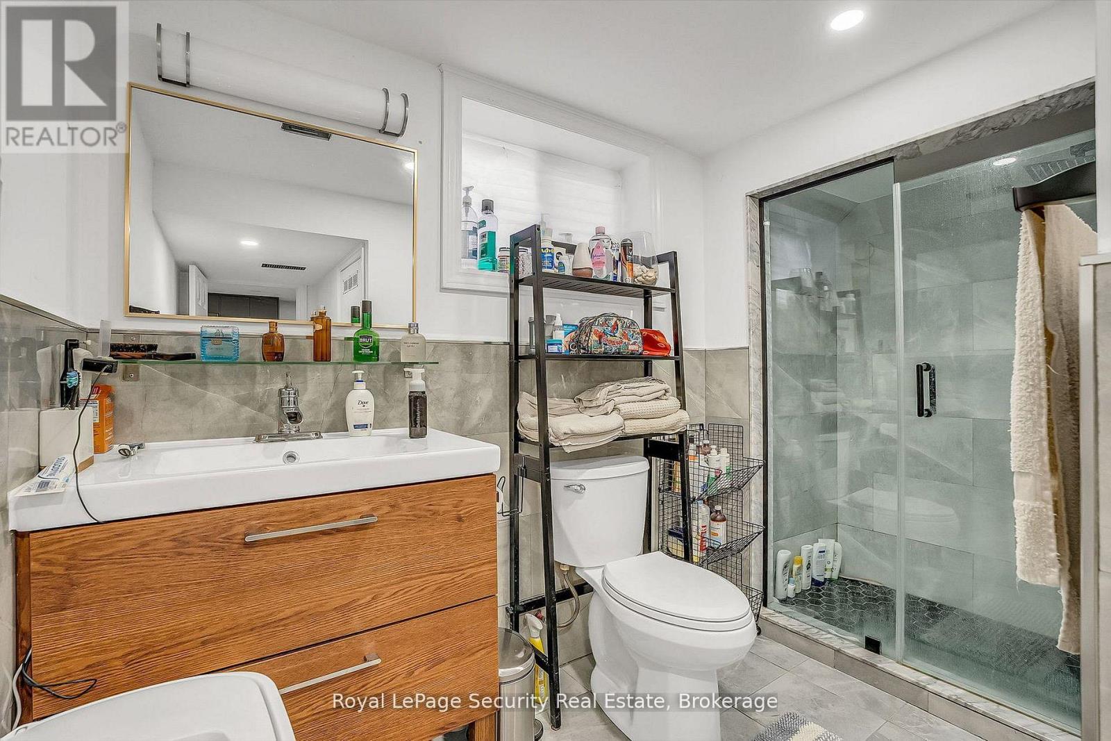 39 Boniface Avenue, Toronto, Ontario  M9W 1T5 - Photo 34 - W12675932