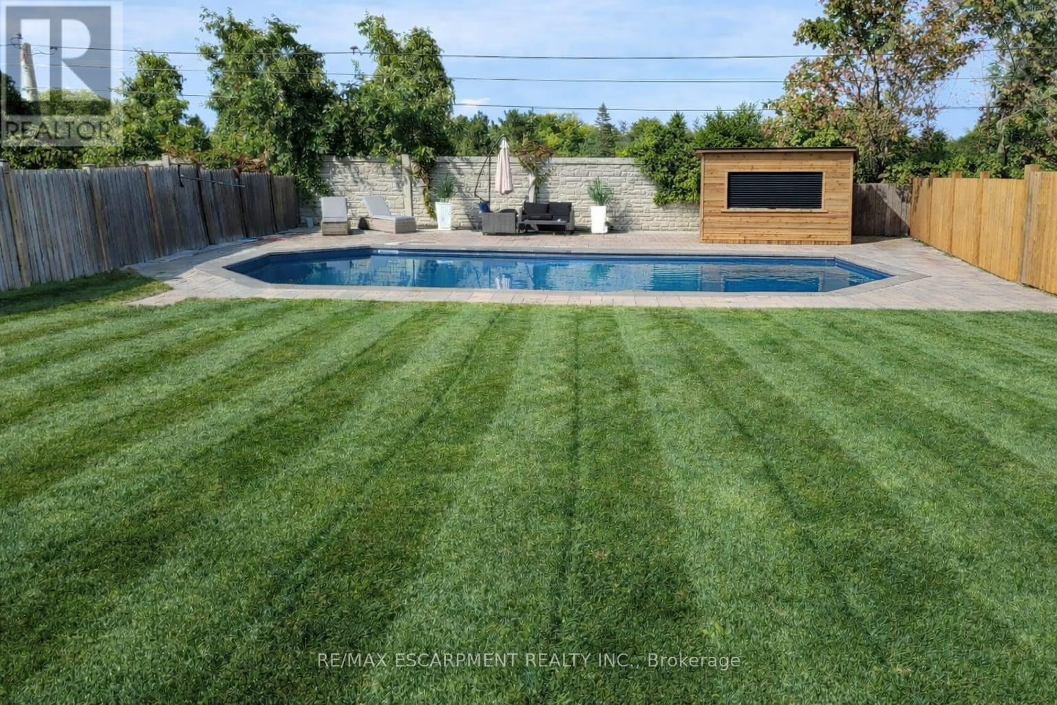 95 CHILTON DRIVE, Hamilton, Ontario