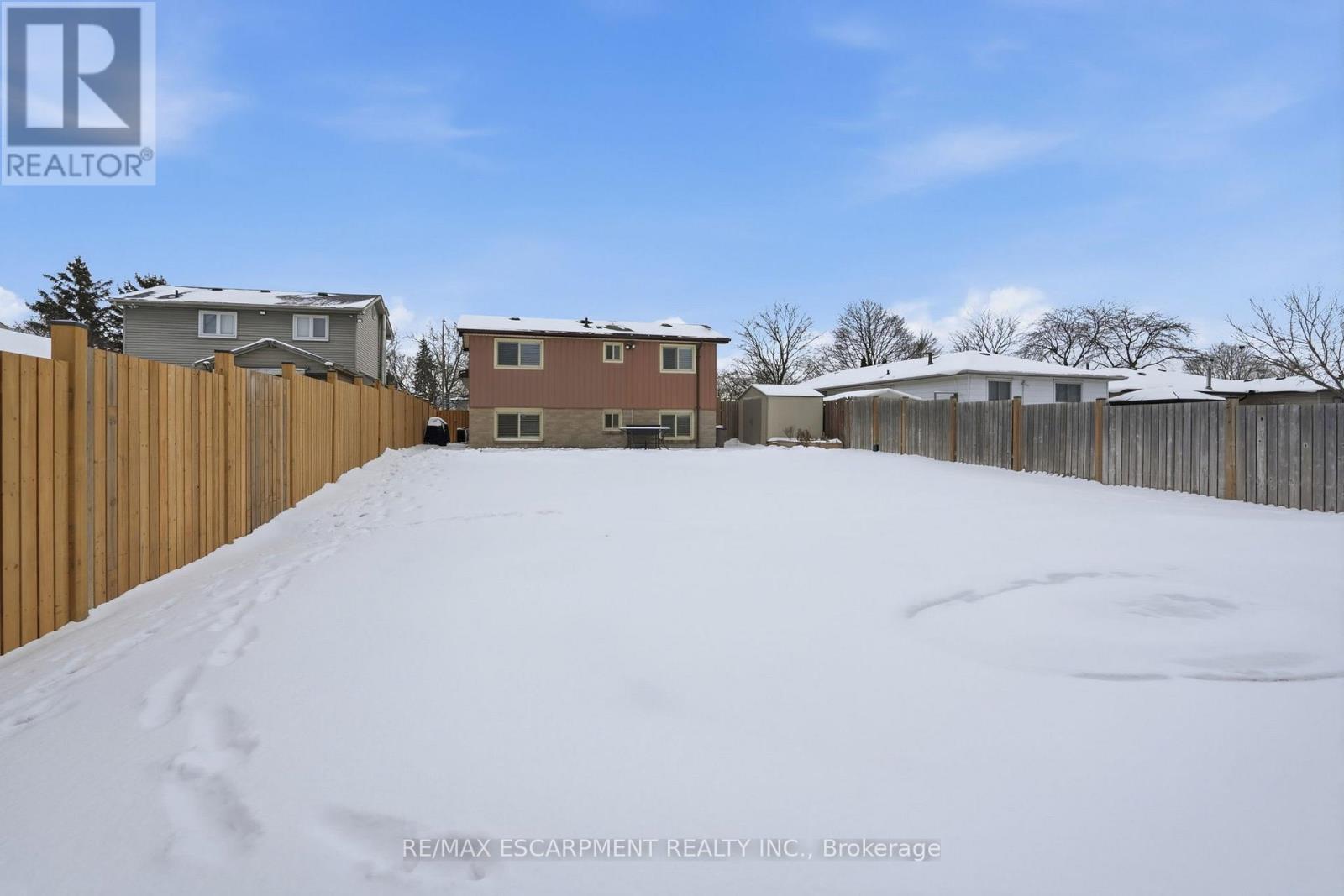 95 Chilton Drive, Hamilton, Ontario  L8J 1L8 - Photo 23 - X12675888
