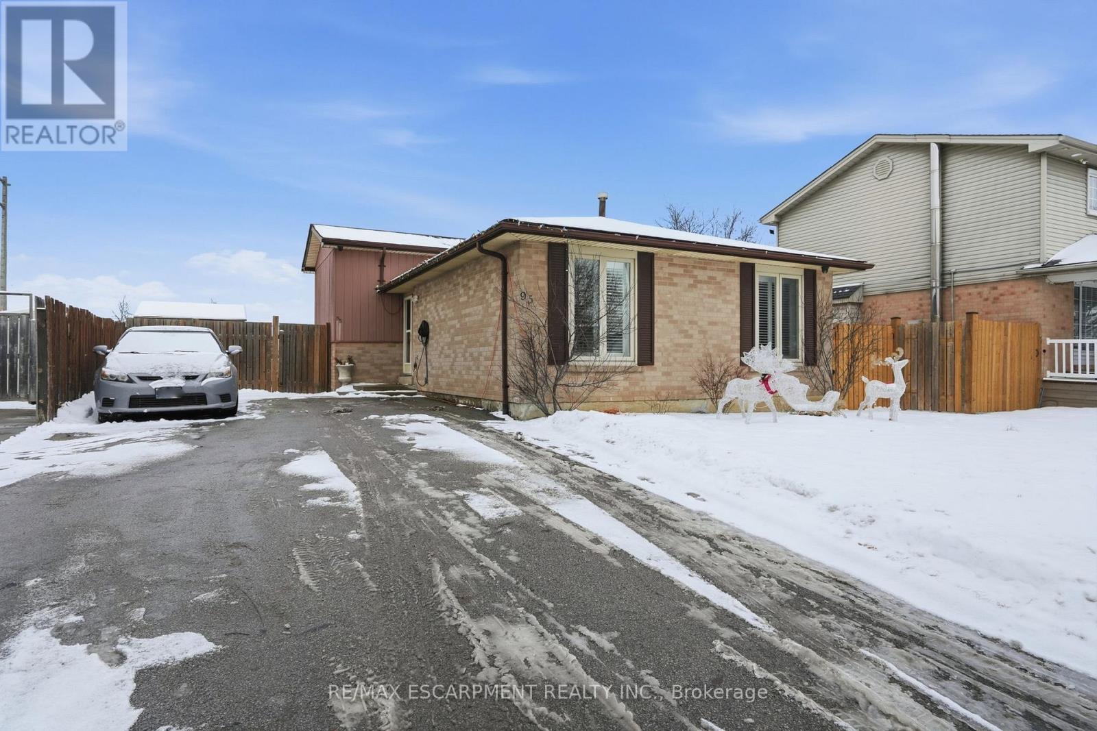 95 Chilton Drive, Hamilton, Ontario  L8J 1L8 - Photo 24 - X12675888