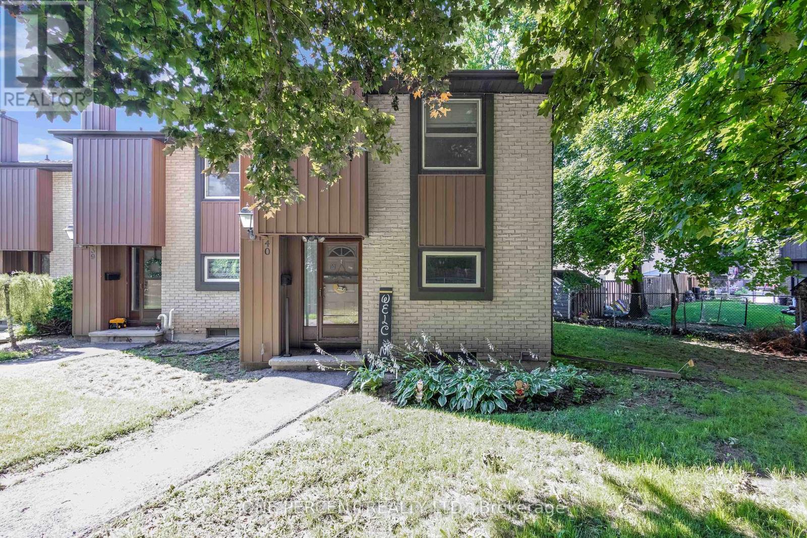 40 - 215 Glamis Road, Cambridge, Ontario  N1R 6V8 - Photo 3 - X12675946