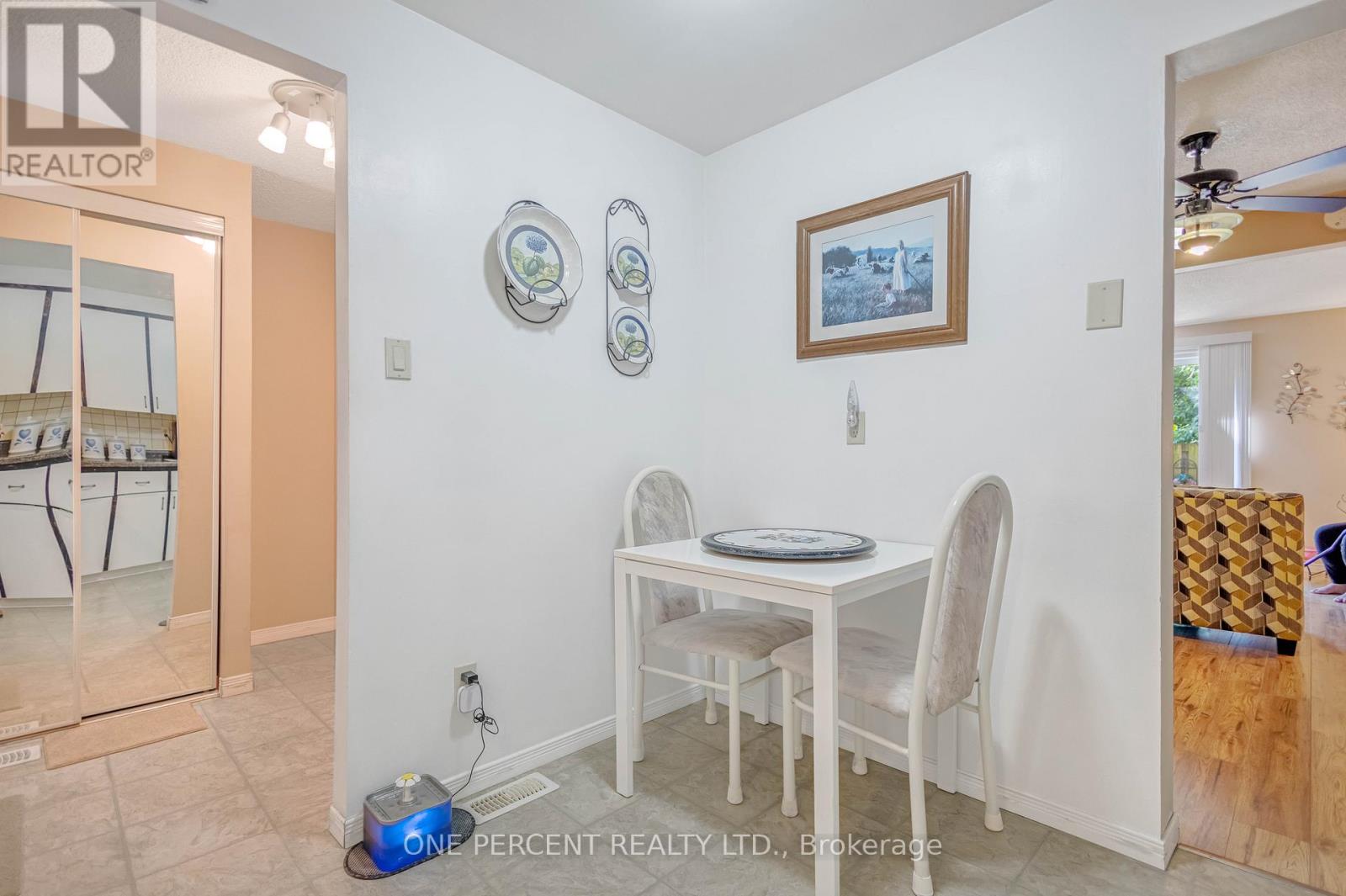 40 - 215 Glamis Road, Cambridge, Ontario  N1R 6V8 - Photo 6 - X12675946