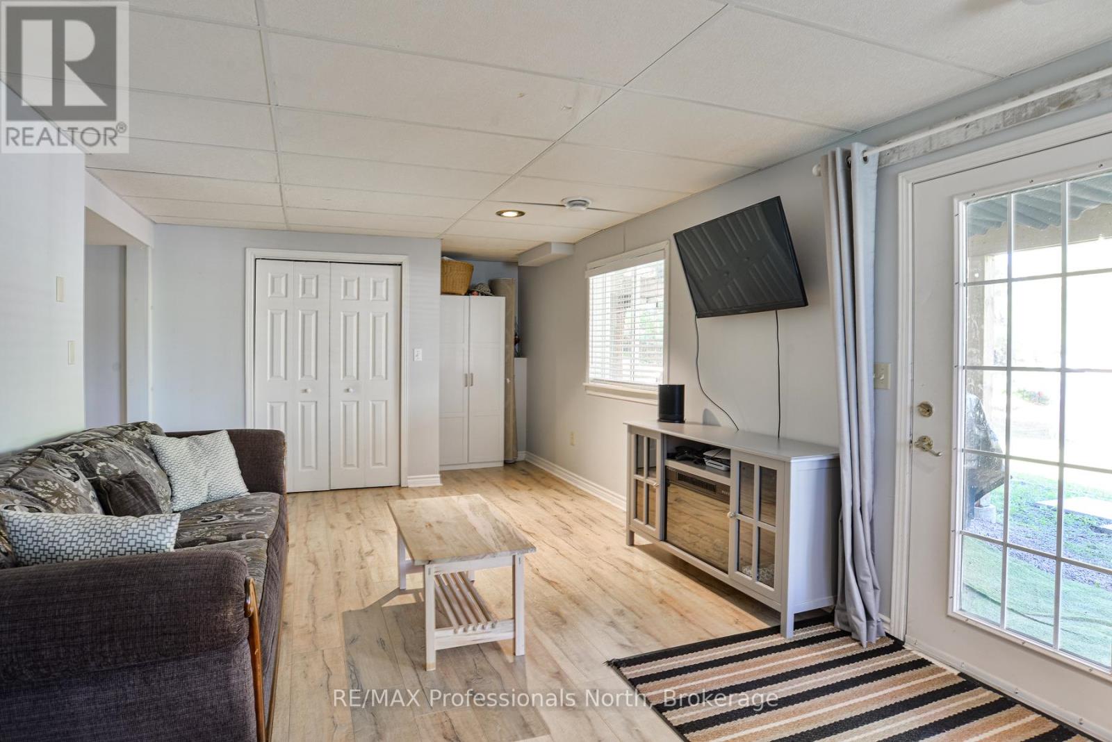 6 Lankin Avenue, Bracebridge, Ontario  P1L 1Y1 - Photo 13 - X12675956