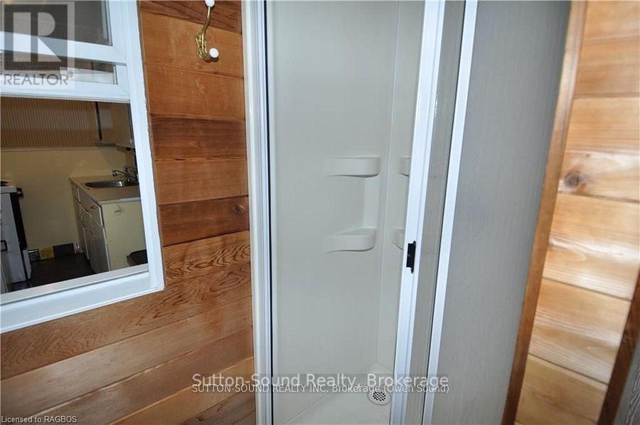 38 Island View Drive, South Bruce Peninsula, Ontario  N0H 1A0 - Photo 17 - X12675994