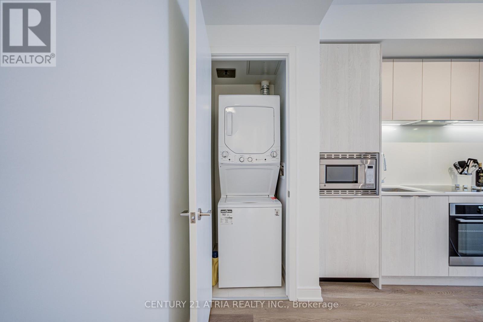 1418 - 3009 Novar Road, Mississauga, Ontario  L5B 0P9 - Photo 9 - W12648216