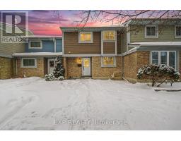 61 - 2336 ORIENT PARK DRIVE, Ottawa, Ontario