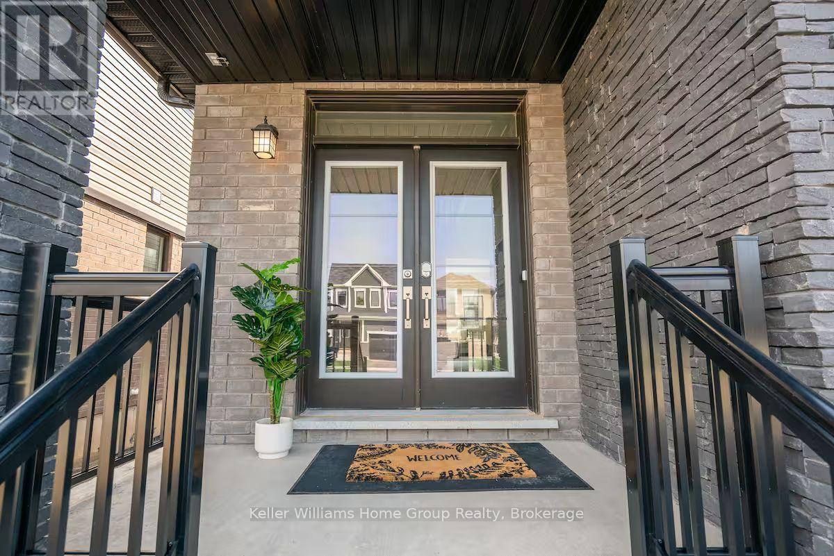 70 Concord Drive, Thorold, Ontario  L2E 6S4 - Photo 2 - X12676222