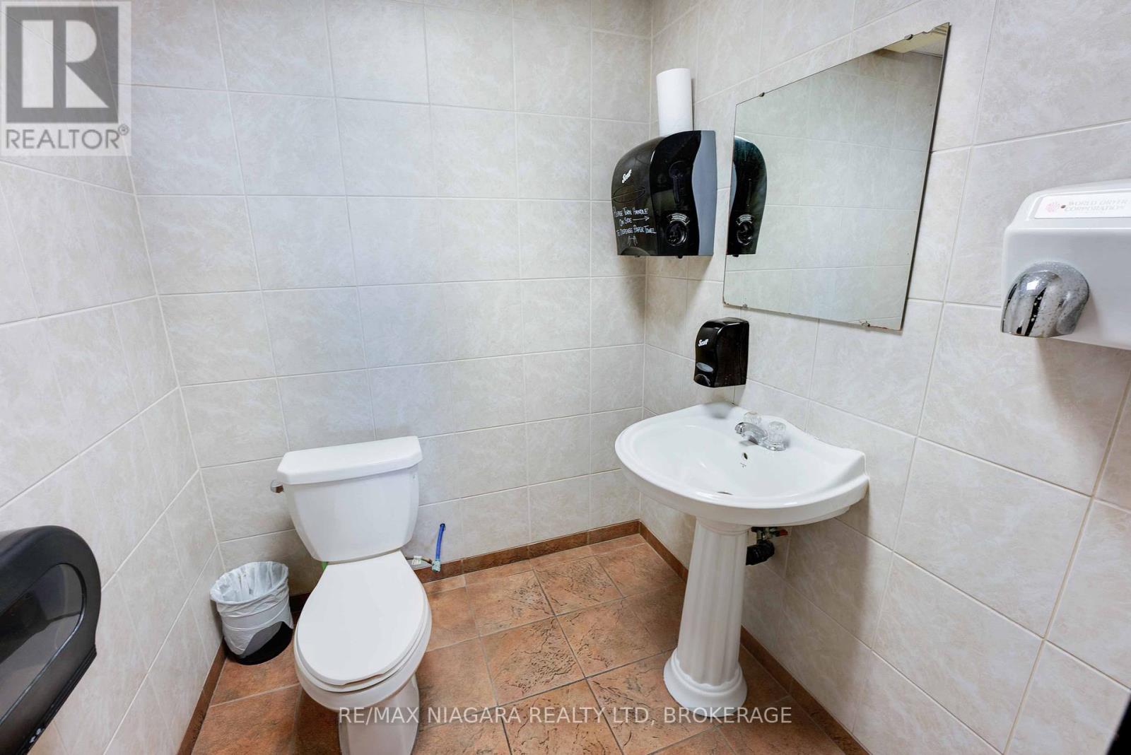 231 St. Paul Street W, St. Catharines, Ontario  L2S 2E3 - Photo 39 - X12676180