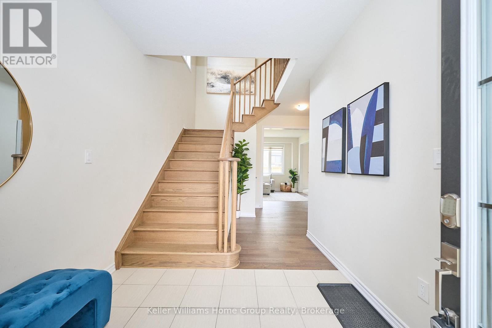 70 Concord Drive, Thorold, Ontario  L2E 6S4 - Photo 4 - X12676222