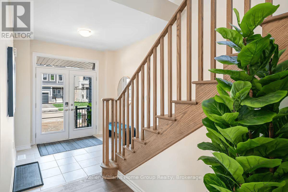 70 Concord Drive, Thorold, Ontario  L2E 6S4 - Photo 3 - X12676222