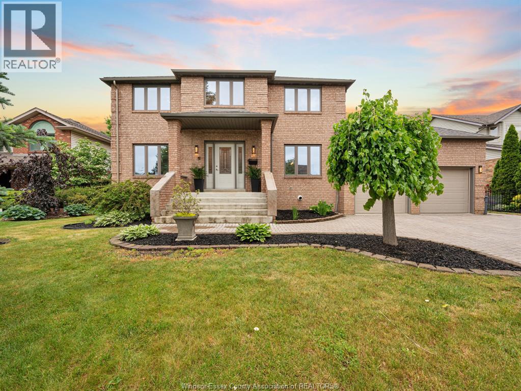 MLS# 26000588: 5893 CADY Street, LaSalle, Canada