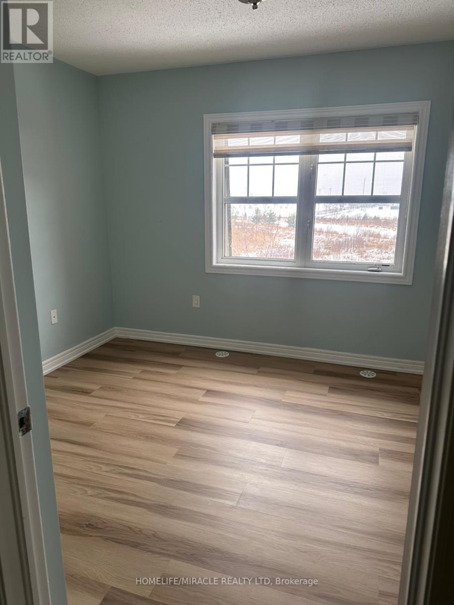 6 Soldier Street, Brampton, Ontario  L7A 4B6 - Photo 9 - W12665908