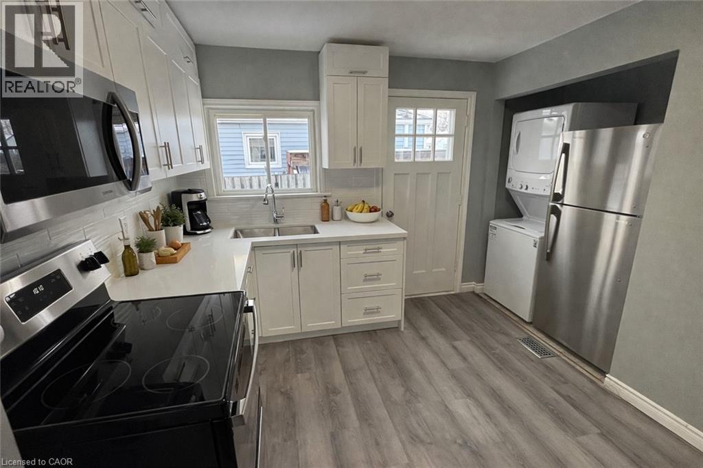 90 Lorne Street Unit# 1, St. Catharines, Ontario  L2P 3C4 - Photo 6 - 40796998