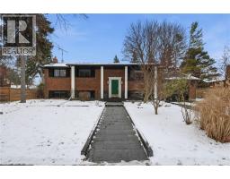 13 UPPER CANADA Drive, Niagara-on-the-Lake, Ontario