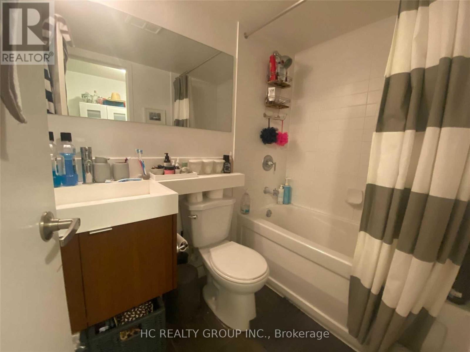 505 - 25 Telegram Mews, Toronto, Ontario  M5V 3Z1 - Photo 3 - C12676006