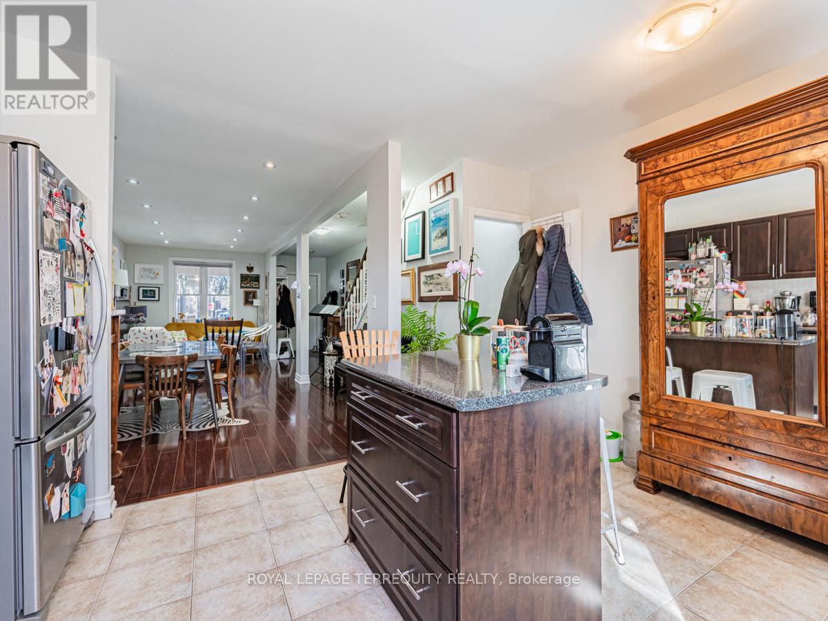 273 Christie Street, Toronto, Ontario  M6G 3B9 - Photo 10 - C12676042