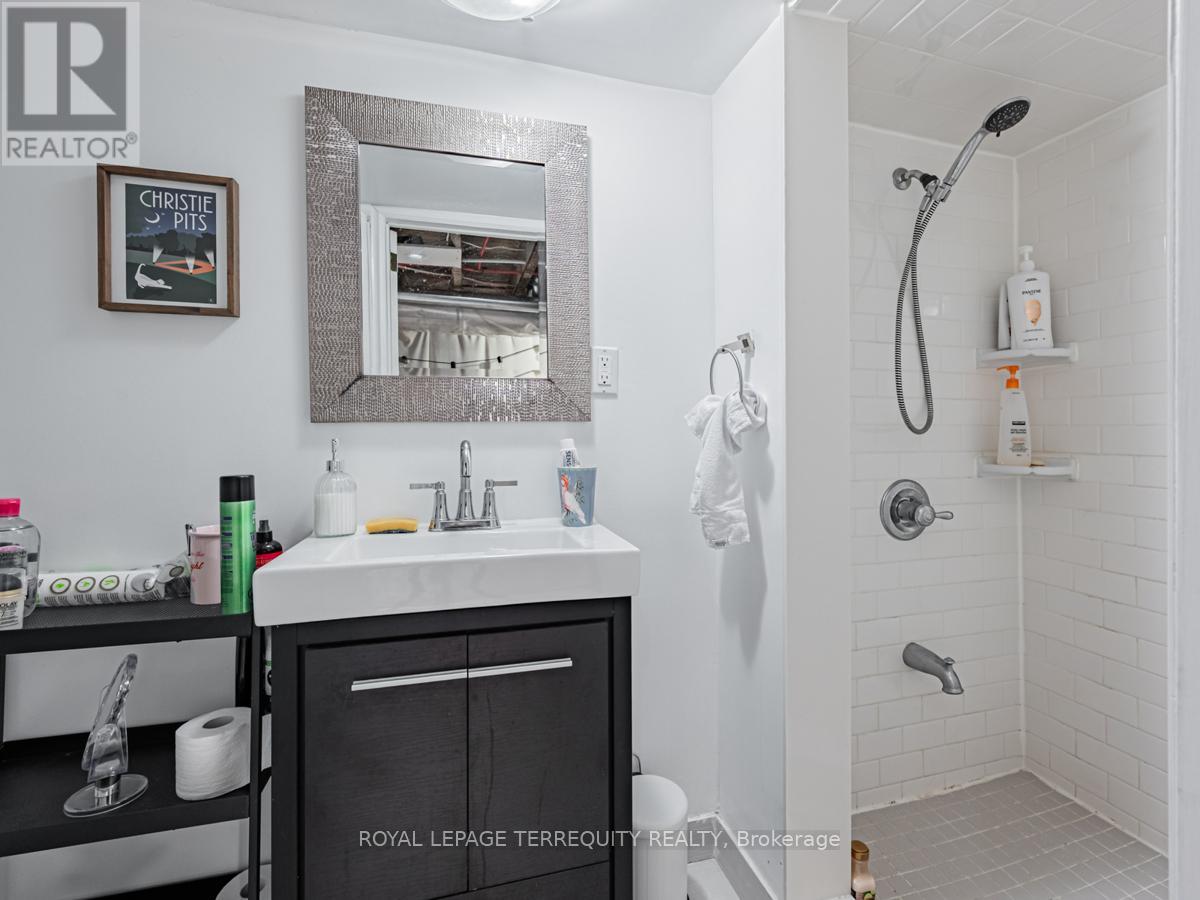 273 Christie Street, Toronto, Ontario  M6G 3B9 - Photo 24 - C12676042