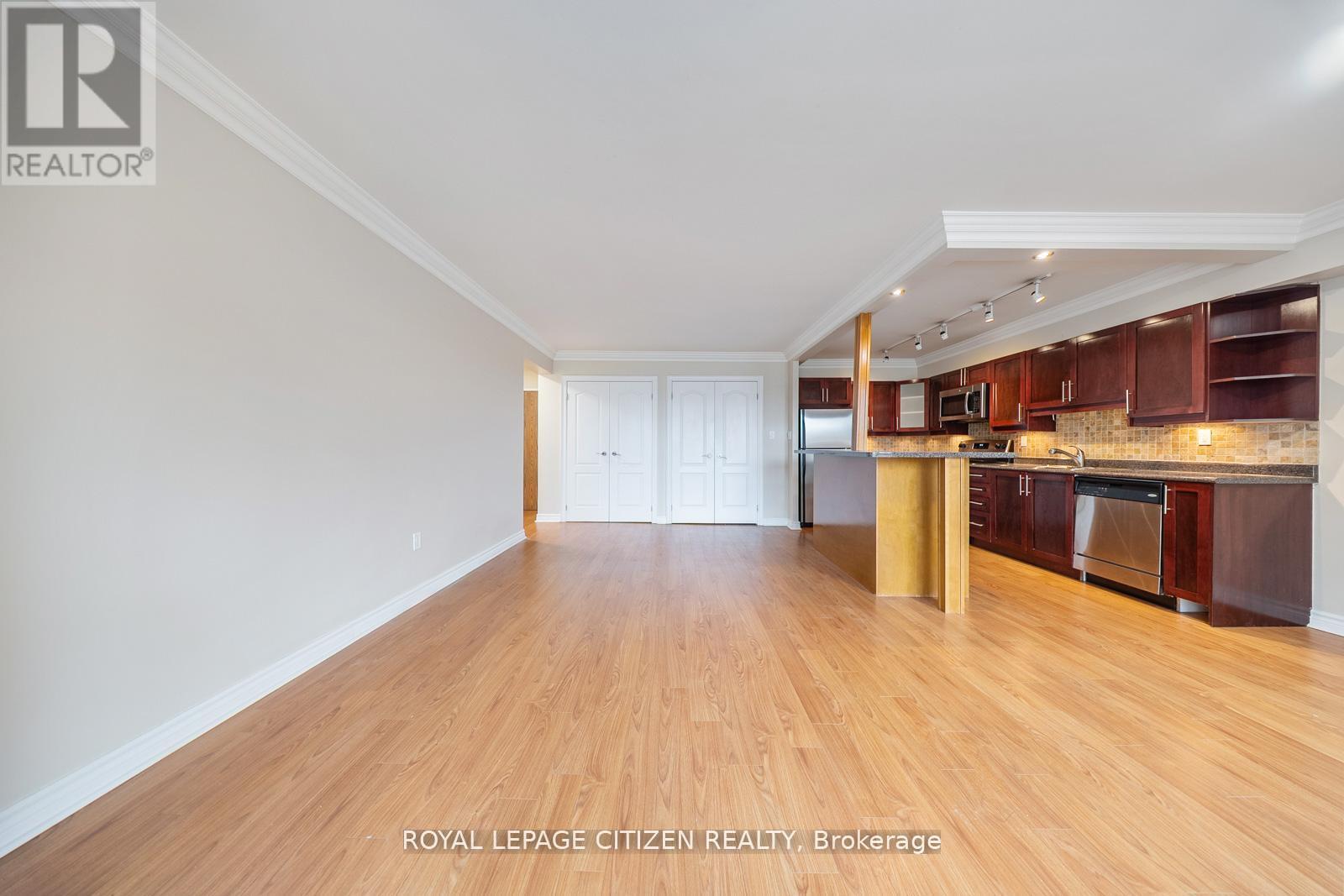 202 - 260 Seneca Hill Drive, Toronto, Ontario  M2J 4S6 - Photo 9 - C12676046