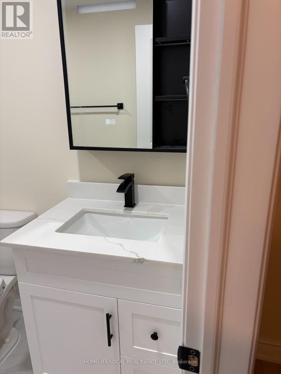 2nd Floor - 614 Bloor Street W, Toronto, Ontario  M6G 1K7 - Photo 19 - C12676078