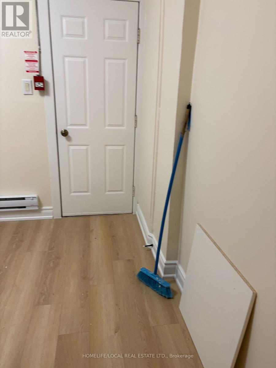 2nd Floor - 614 Bloor Street W, Toronto, Ontario  M6G 1K7 - Photo 6 - C12676078