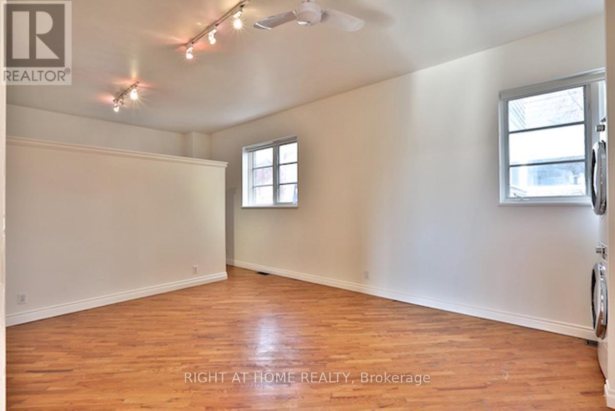 50 Croft Street, Toronto, Ontario  M5S 2N9 - Photo 17 - C12676096