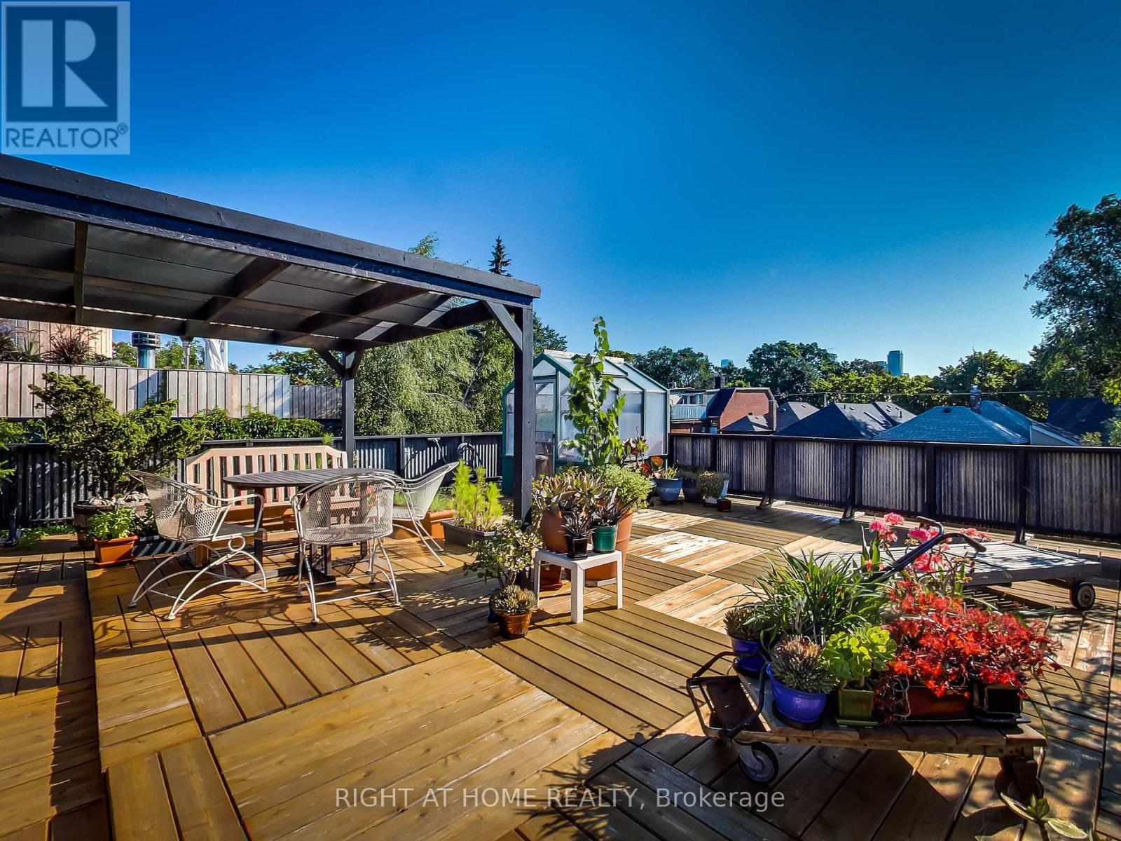 50 Croft Street, Toronto, Ontario  M5S 2N9 - Photo 3 - C12676096