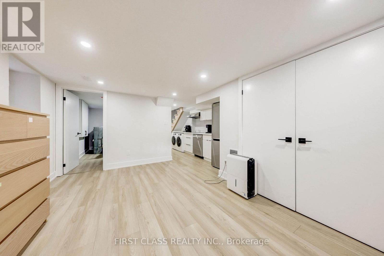 431 Roxton Road, Toronto, Ontario  M6G 3R5 - Photo 32 - C12676098