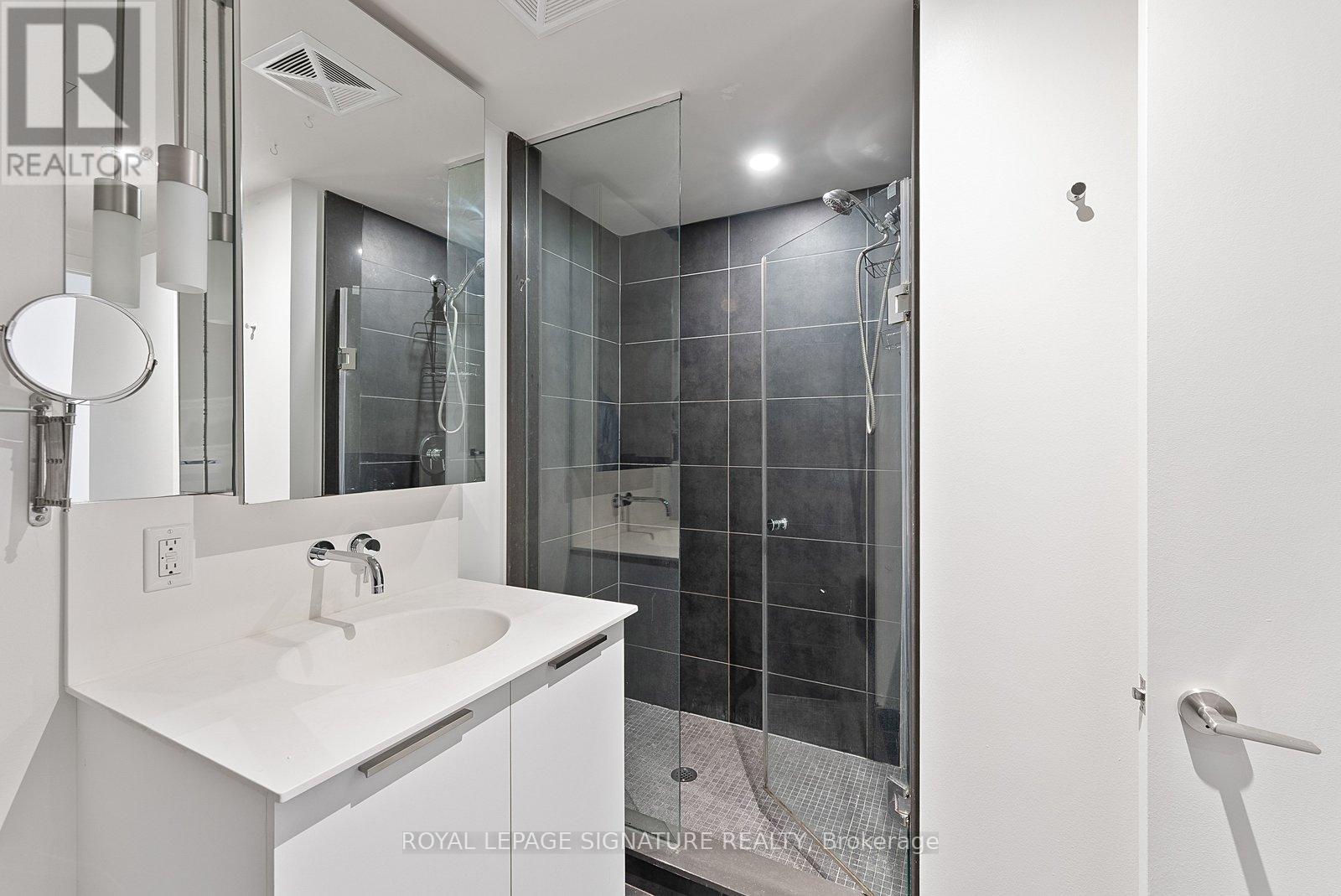 505 - 650 King Street W, Toronto, Ontario M5V 1M5 - Photo 25 - C12676116