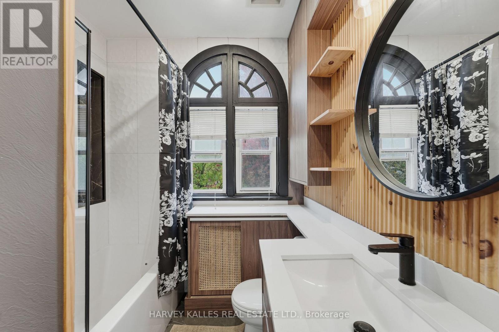 202 Dinnick Crescent, Toronto, Ontario  M4N 1M3 - Photo 31 - C12676176