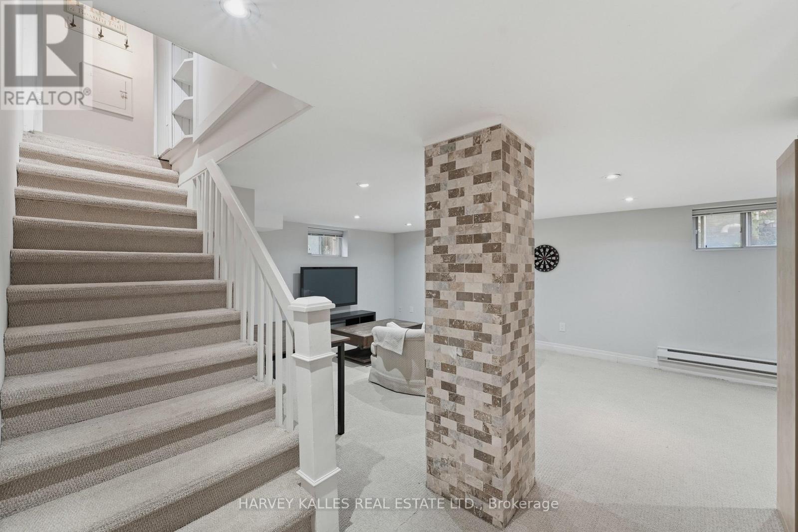 202 Dinnick Crescent, Toronto, Ontario  M4N 1M3 - Photo 33 - C12676176