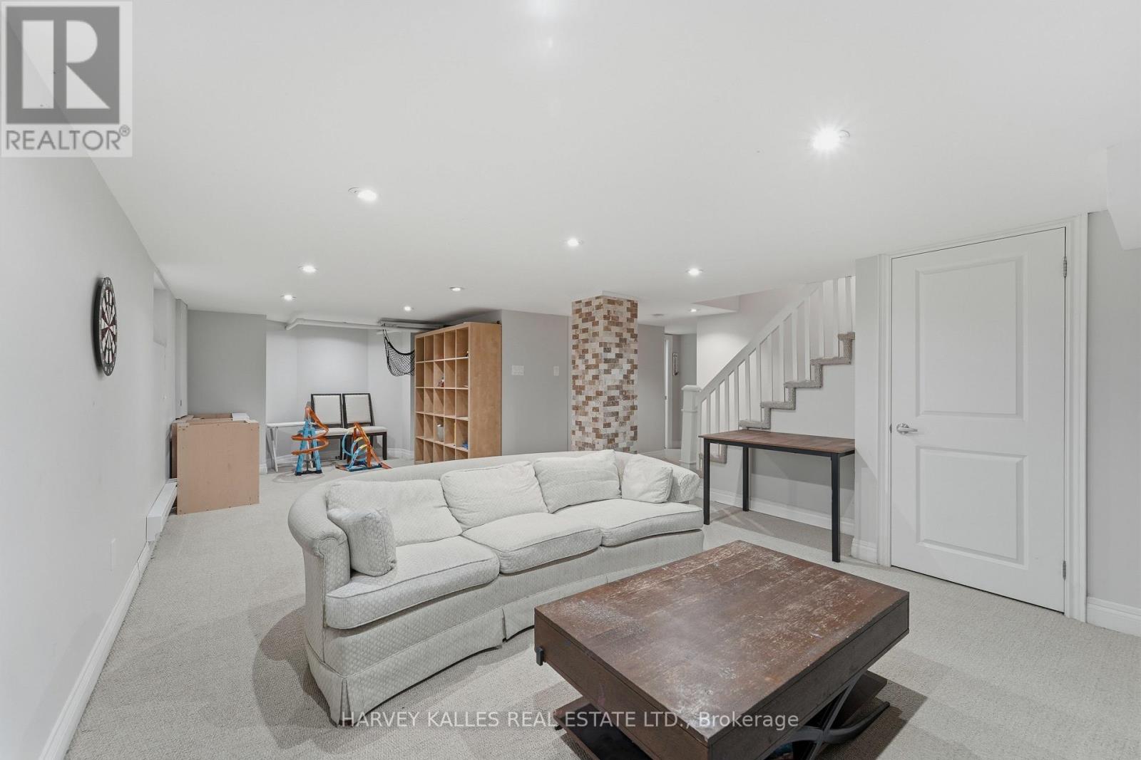 202 Dinnick Crescent, Toronto, Ontario  M4N 1M3 - Photo 34 - C12676176