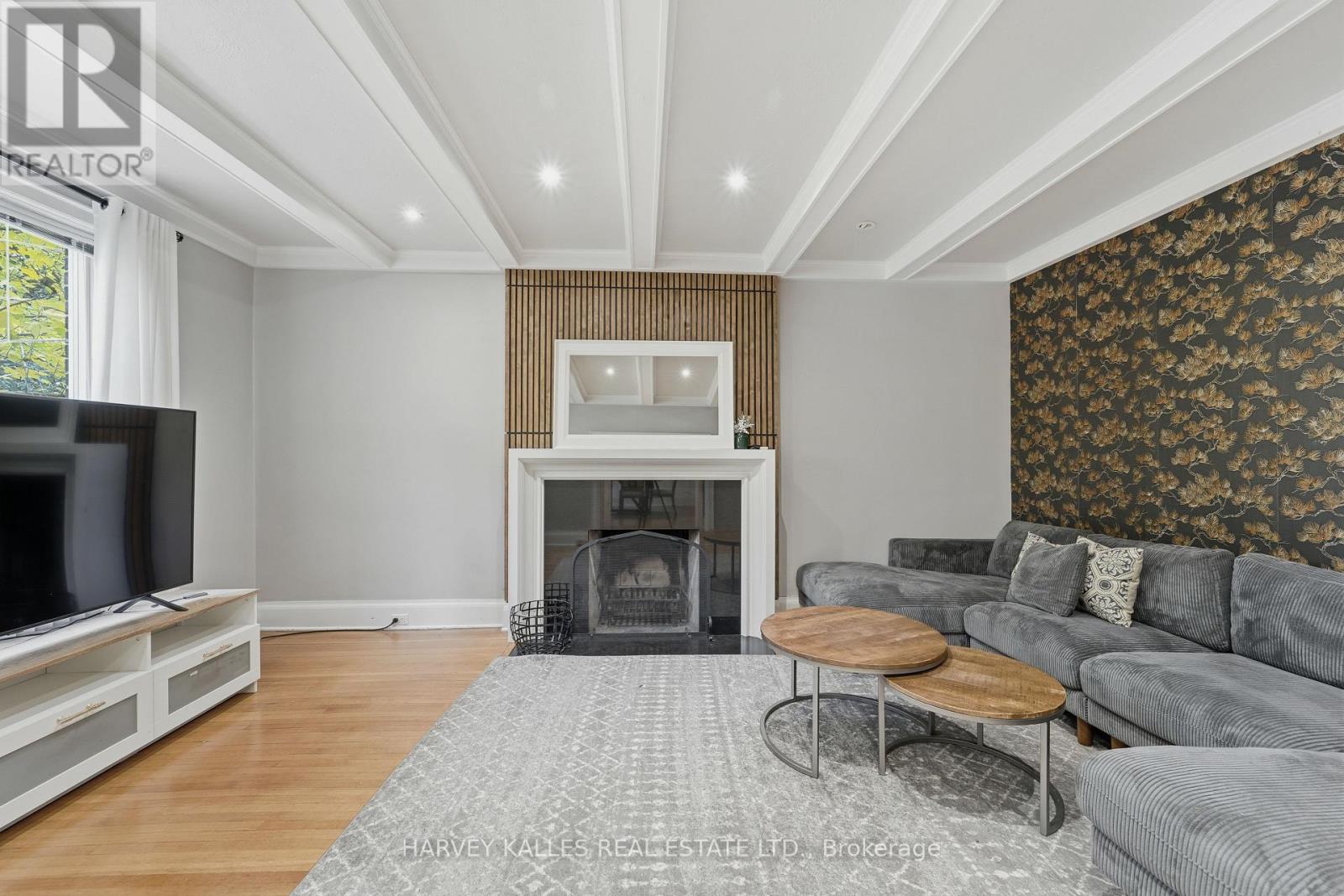 202 Dinnick Crescent, Toronto, Ontario  M4N 1M3 - Photo 9 - C12676176