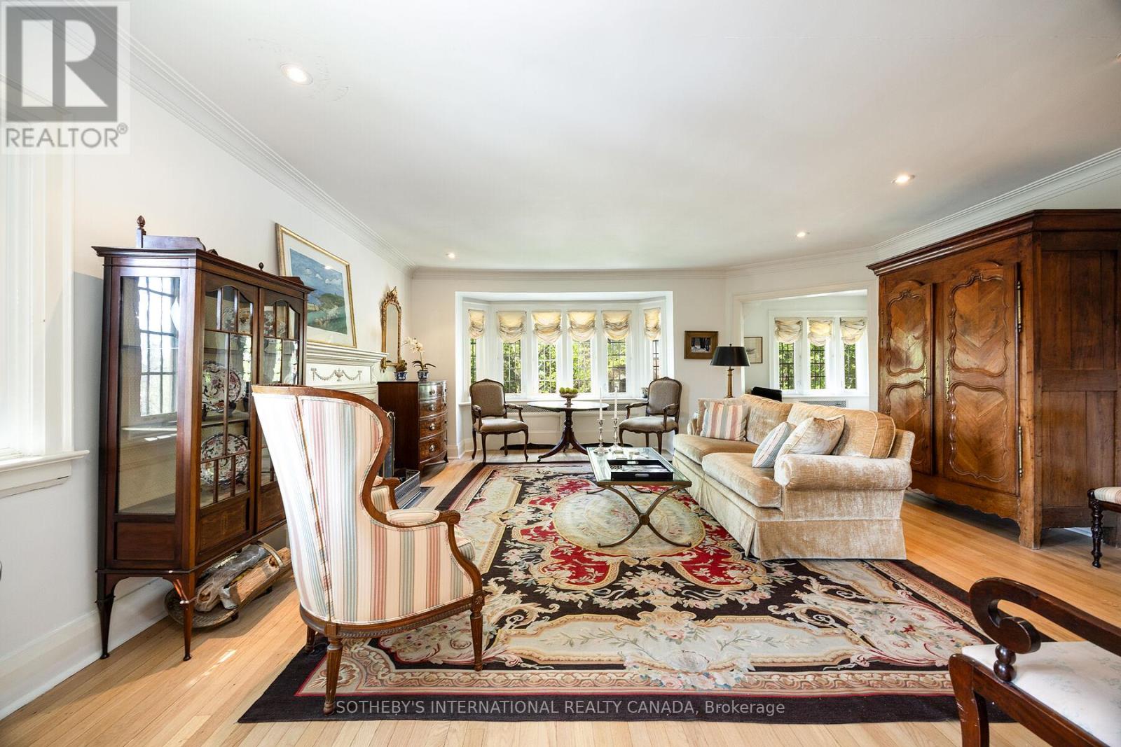 Upper - 131 Highbourne Road, Toronto, Ontario  M5P 2J8 - Photo 13 - C12676218