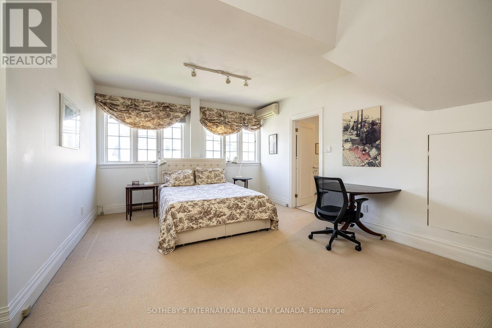 Upper - 131 Highbourne Road, Toronto, Ontario  M5P 2J8 - Photo 37 - C12676218