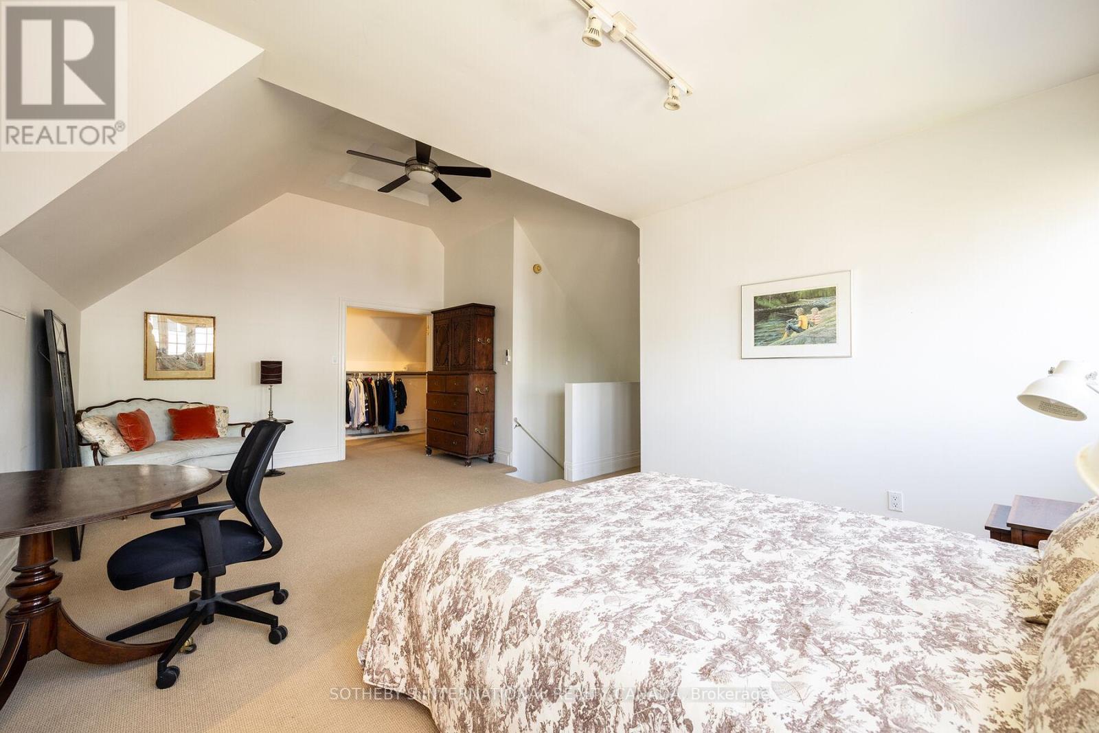 Upper - 131 Highbourne Road, Toronto, Ontario  M5P 2J8 - Photo 38 - C12676218