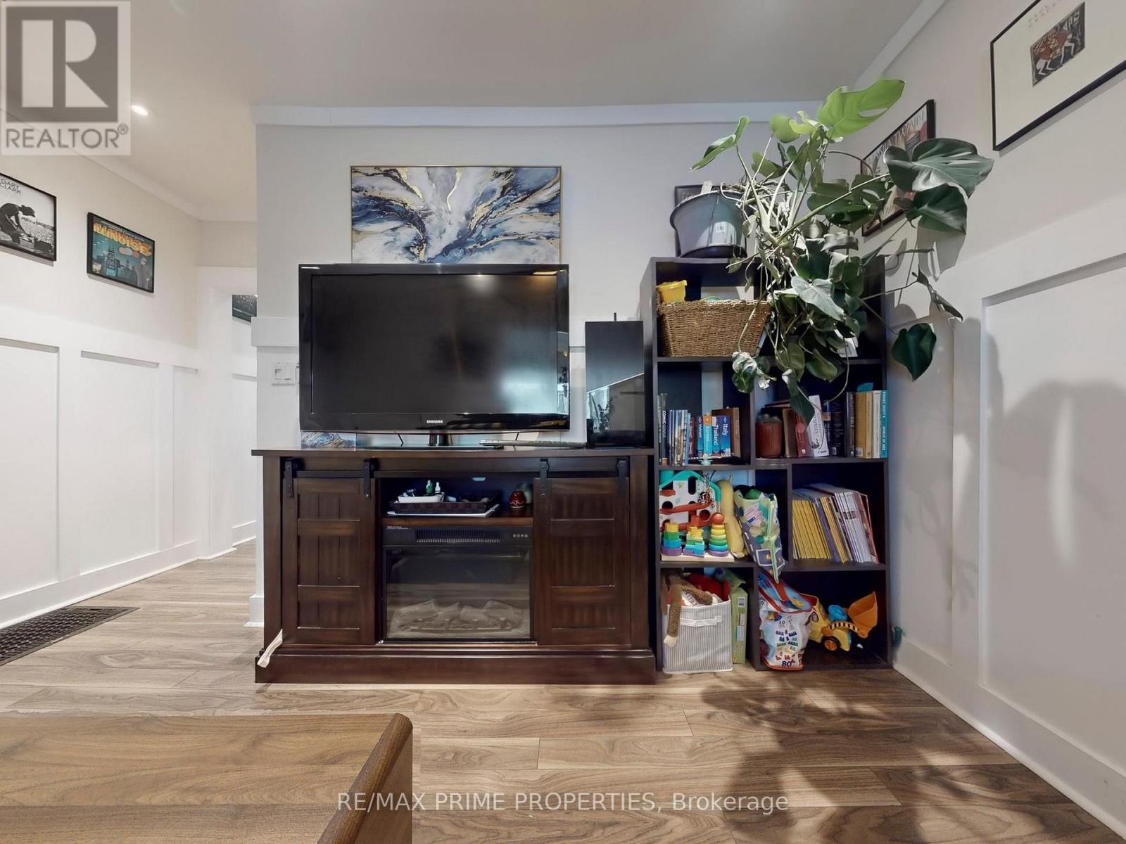 96 Coleridge Avenue, Toronto, Ontario  M4C 4H6 - Photo 6 - E12676094