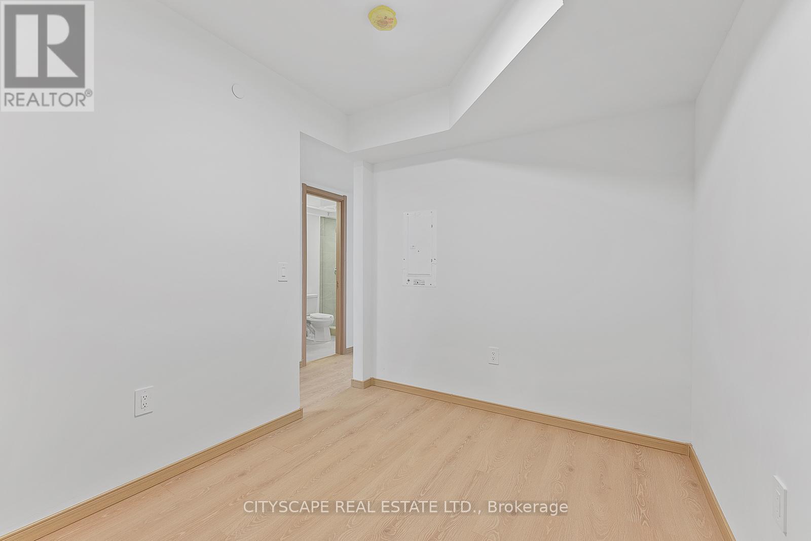 C2 - 107 - 3427 Sheppard Avenue, Toronto, Ontario  M1T 0C5 - Photo 13 - E12676136