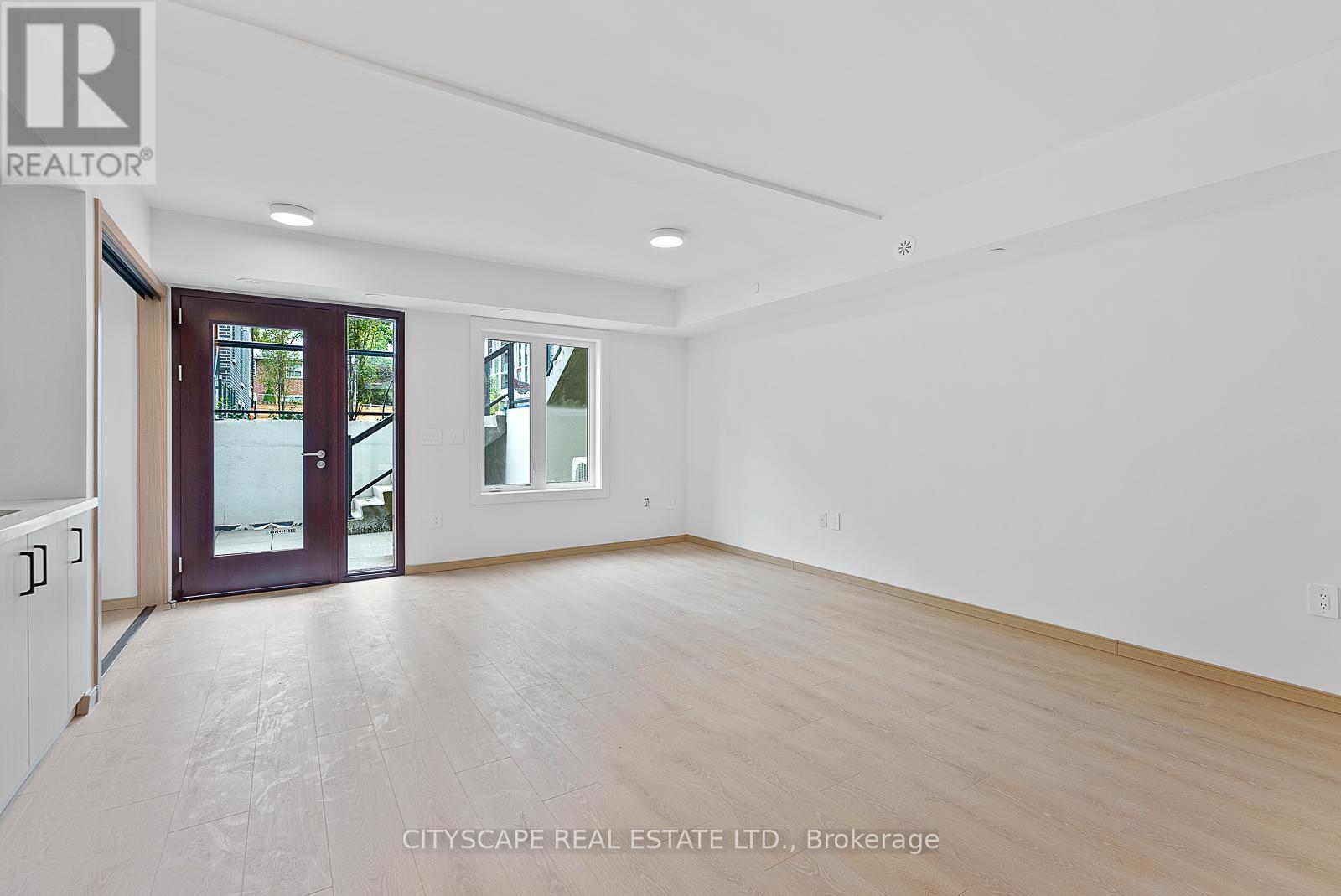 C2 - 107 - 3427 Sheppard Avenue, Toronto, Ontario  M1T 0C5 - Photo 4 - E12676136