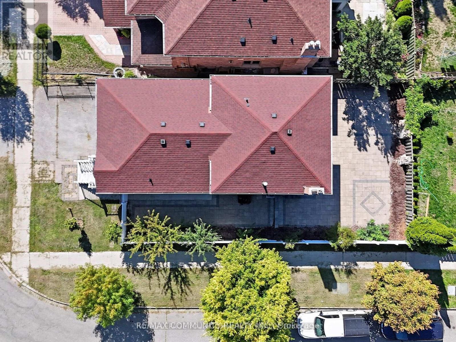 Ground - 54 Emcarr Drive, Toronto, Ontario  M1E 5A1 - Photo 9 - E12676224