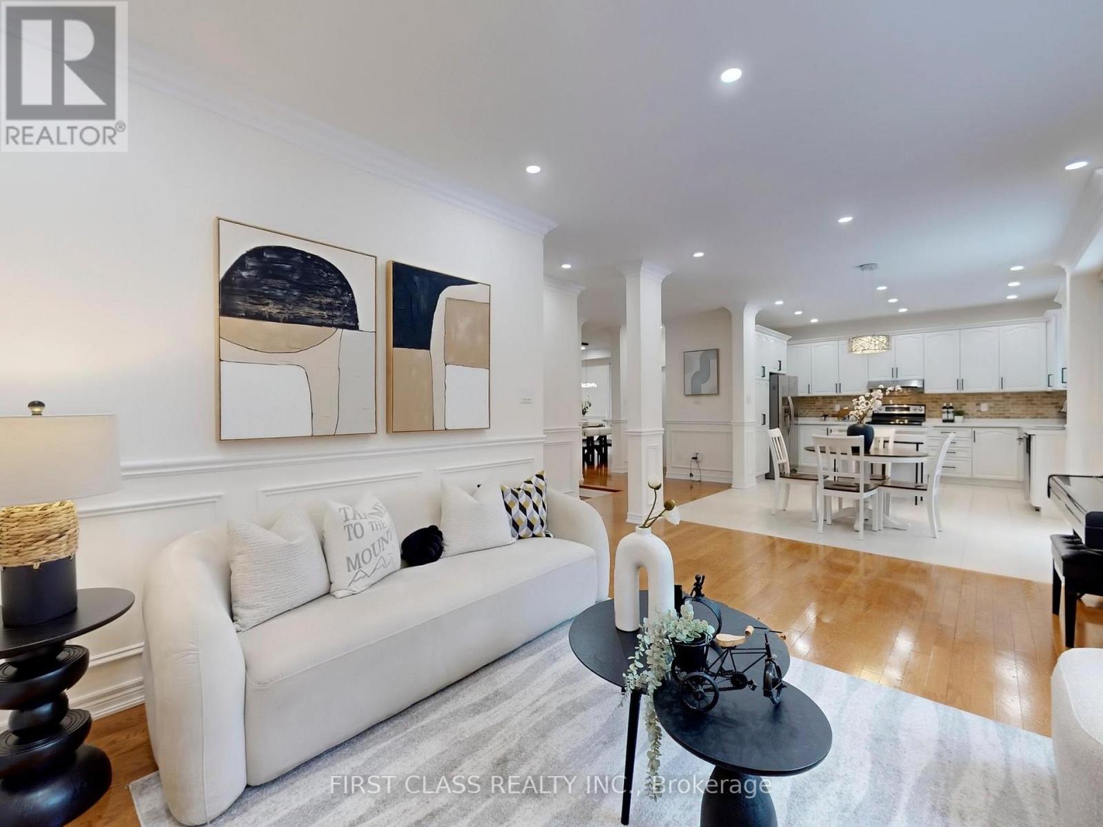 16 Milos Road, Richmond Hill, Ontario  L4E 0J9 - Photo 10 - N12676036