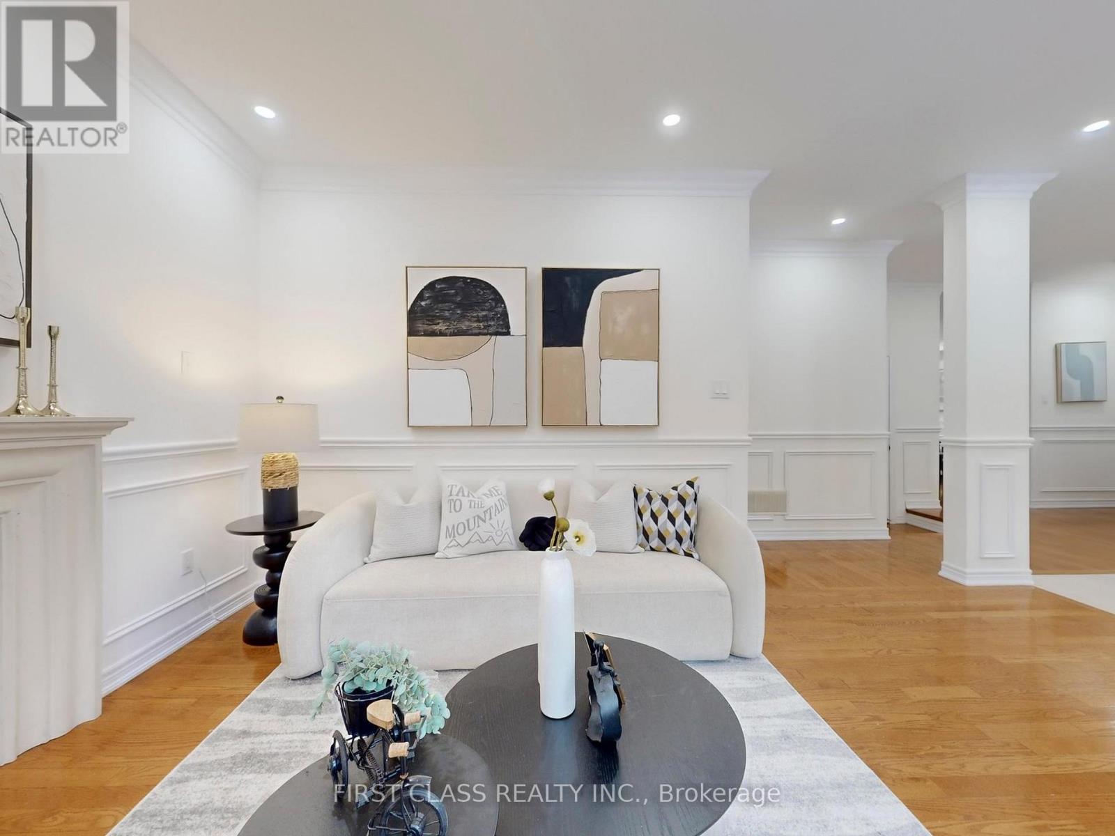 16 Milos Road, Richmond Hill, Ontario  L4E 0J9 - Photo 11 - N12676036