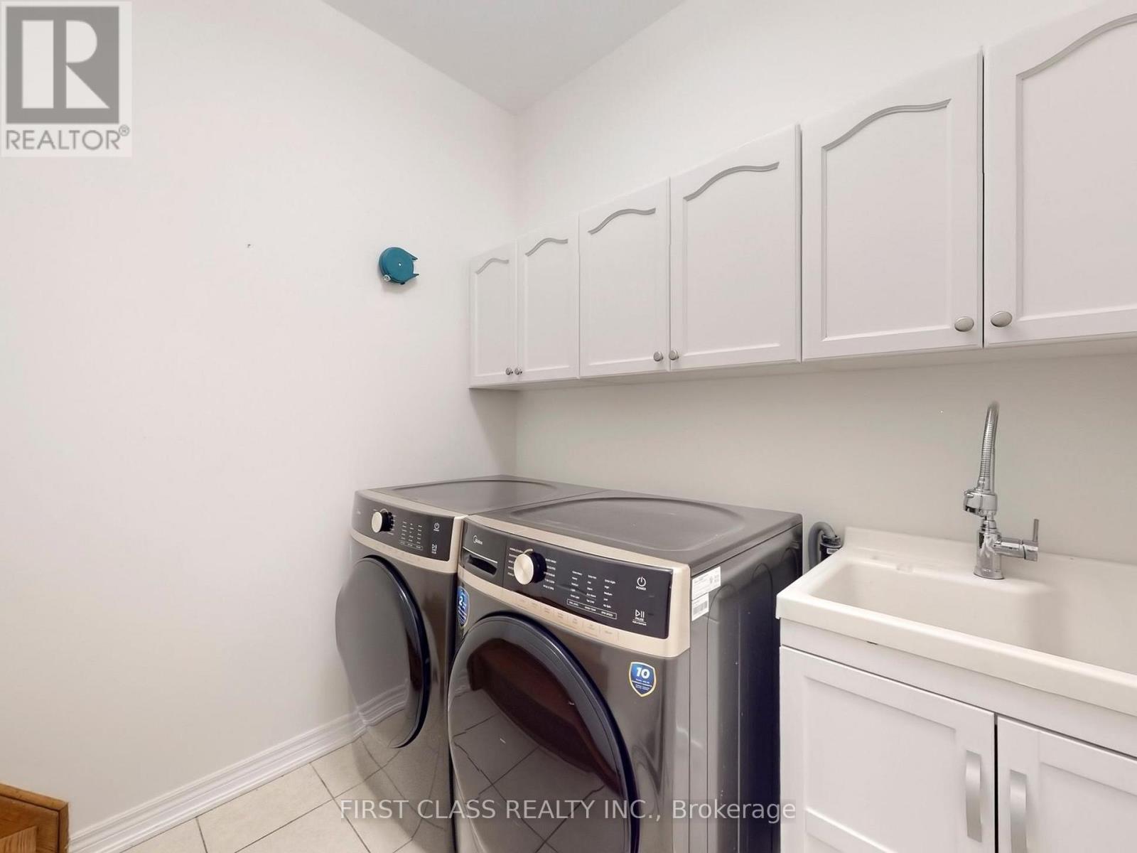 16 Milos Road, Richmond Hill, Ontario  L4E 0J9 - Photo 18 - N12676036