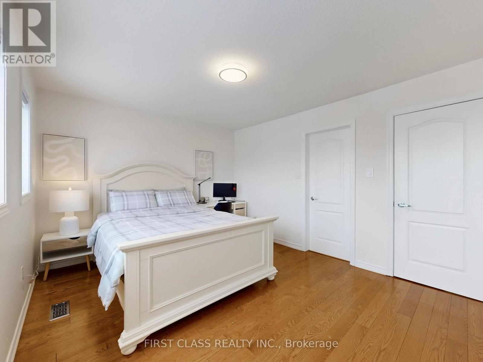 16 Milos Road, Richmond Hill, Ontario  L4E 0J9 - Photo 28 - N12676036