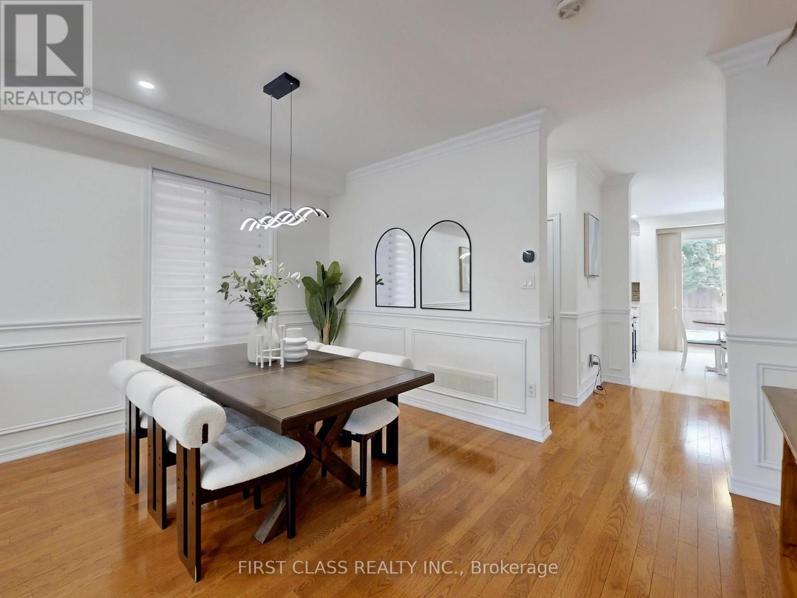 16 Milos Road, Richmond Hill, Ontario  L4E 0J9 - Photo 4 - N12676036