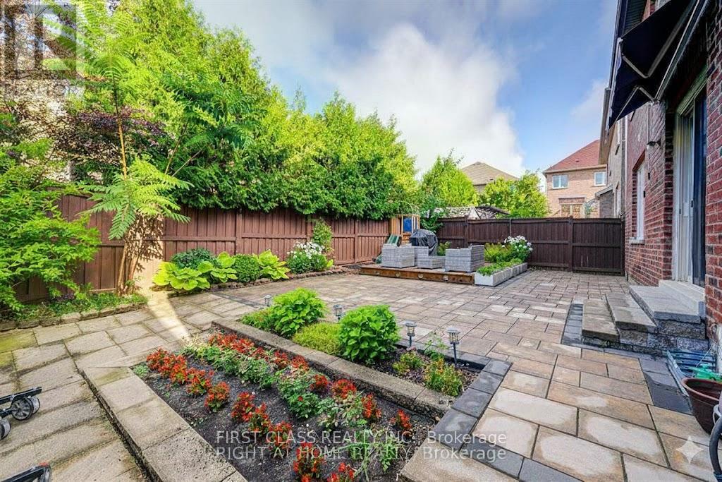 16 Milos Road, Richmond Hill, Ontario  L4E 0J9 - Photo 44 - N12676036